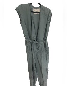 Long perfect linen Size medium color light blue jumpsuit